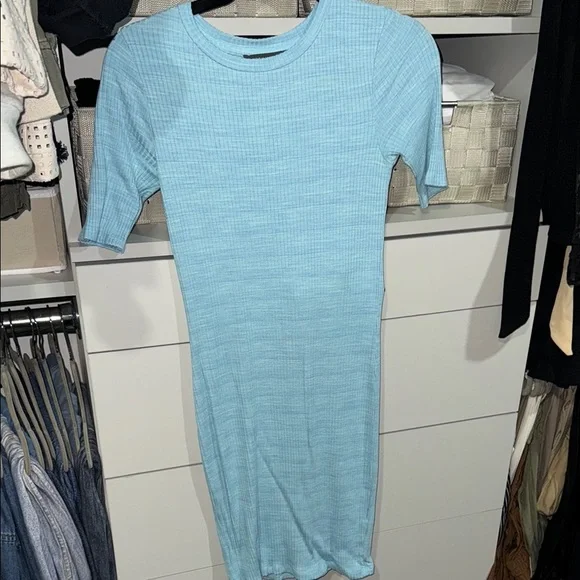 green emerald velvet dress PRIMARK. Green midi dress, size 38 – Hibuy market main image 0